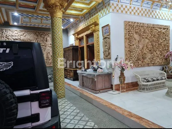 RUMAH SUPER LUXURY DI KAMPUNG AMBON JAKARTA TIMUR