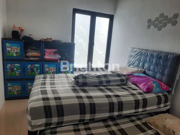 image RUMAH SIAP HUNI OASIS SEMEMI LINGKUNGAN ASRI DEKAT PASAR TRADISIONAL (2)