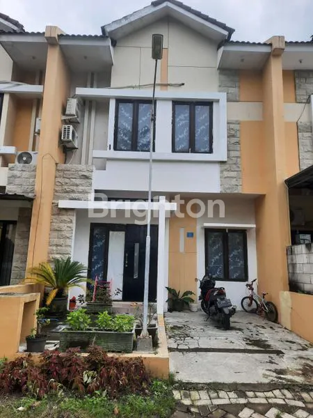 image RUMAH SIAP HUNI OASIS SEMEMI LINGKUNGAN ASRI DEKAT PASAR TRADISIONAL (1)