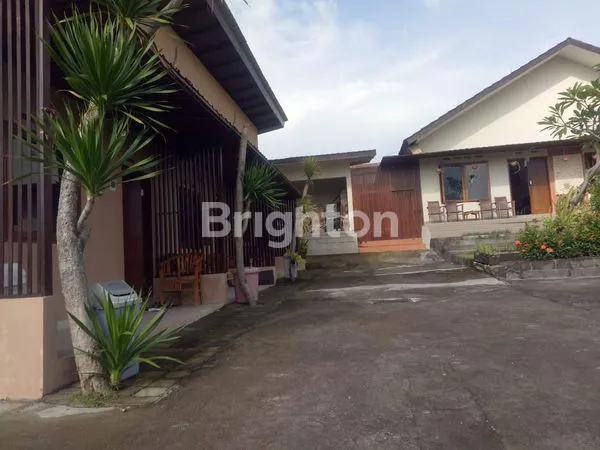 image RUMAH BESAR DEKAT SEKOLAH TAMAN RAMA (3)