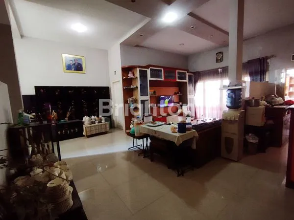 image RUMAH SEJUK 2 LT DI BANDUNG UTARA (2)