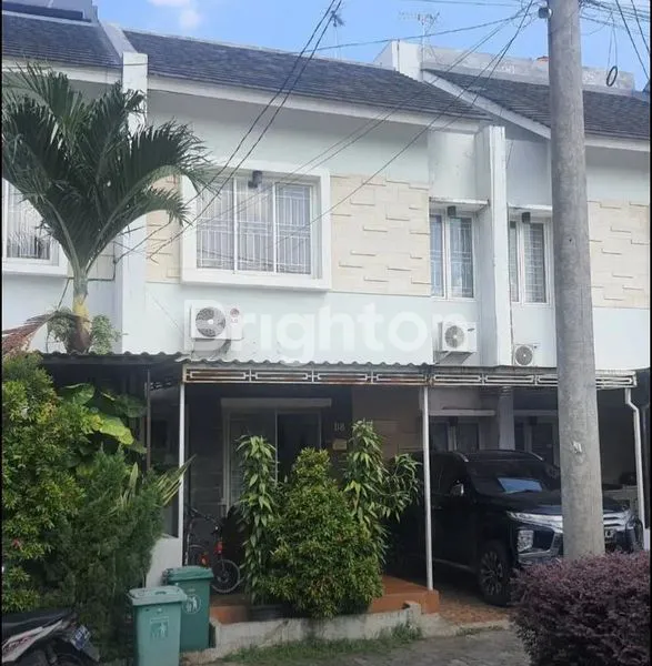 image RUMAH SIAP HUNI LOKASI STRATEGIS DEKAT PINTU TOL JATIWARINGI,JAKARTA TIMUR,JATIWARINGIN (1)