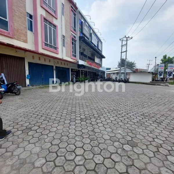 image 2 RUKO KEREN LOKASI PREMIUM PINGGIR JALAN (3)