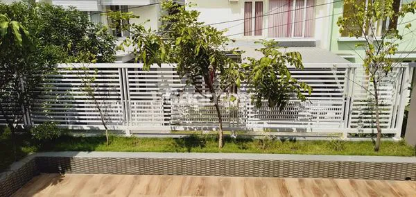 image RUMAH 2.5LANTAI GREEN GARDEN GRESIK DEKAT ICON MALL (7)