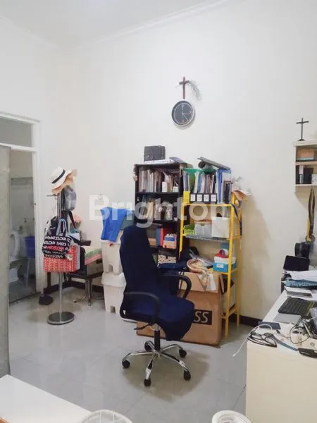 image RUMAH MINIMALIS MODERN, SIAP HUNI,  UNFURNISHED, NEGO (4)