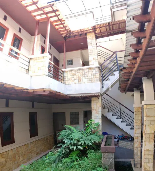 RUMAH BAGUS 2LT DI AREA SEJUK BANDUNG UTARA