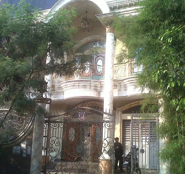 image NIKMATILAH RUMAH SULTAN DI JAKARTA PUSAT (8)