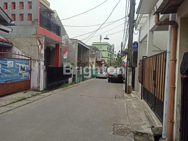 image RUMAH JL. PERMAI, JAKASAMPURNA, BEKASI BARAT (4)