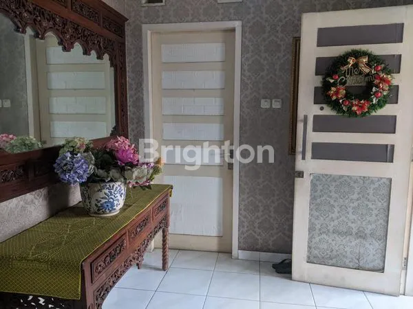 image RUMAH 3 LANTAI SIAP HUNI GRIYA LOKA SEKTOR BSD (5)