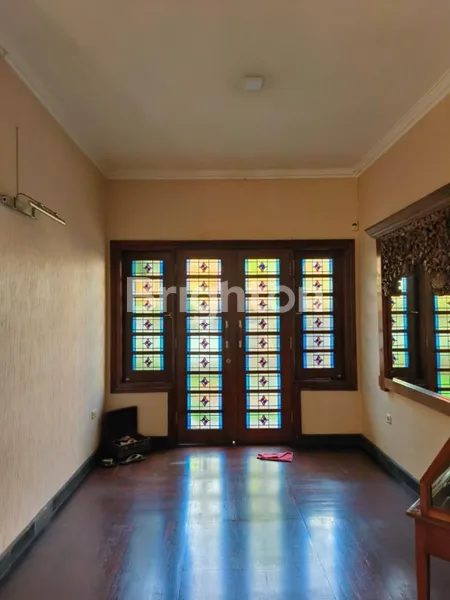 image RUMAH DARMO INDAH HADAP TIMUR (3)
