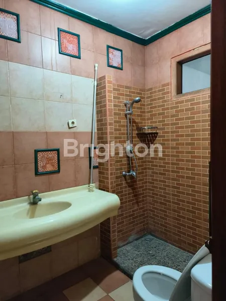 image RUMAH DARMO INDAH HADAP TIMUR (8)