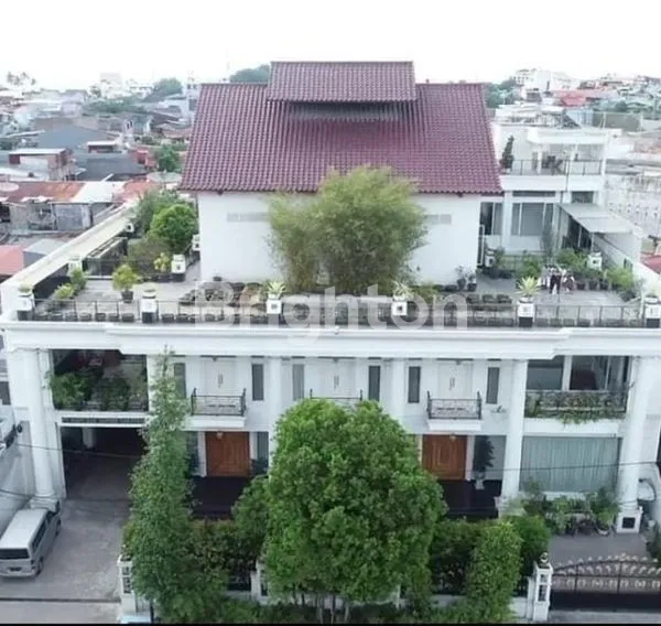 RUMAH LUX DI JL PULAU KARAM PADANG SUMATERA BARAT