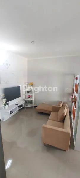 image RUMAH CANTIK SEMI FURNISH 2 LANTAI SOEKARNO HATTA MALANG (4)