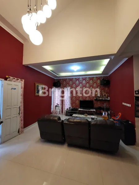 image RUMAH CANTIK 2 LANTAI DI HOOK ASRI & NYAMAN DI LOKASI STRATEGIS (4)