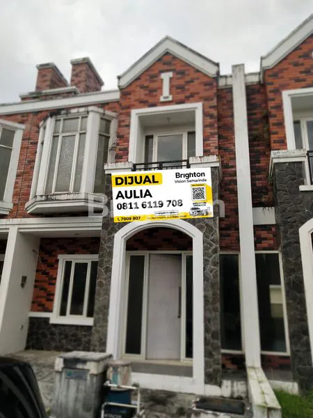 image RUMAH MEWAH DENGAN ROOFTOP VIEW CITRALAND CITY (1)