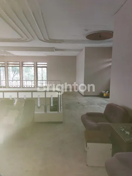 image RUMAH SURABAYA TIMUR, DI DHARMAHUSADA COCOK UNTUK SHOWROOM/KANTOR (3)