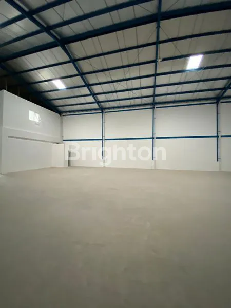 image GUDANG BARU, LOKASI NOL JALAN DI RAYA LINGKAR TIMUR (2)