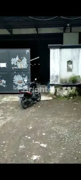 image GUDANG DAN LAHAN LUAS JOMBANG (4)