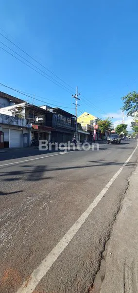 image RUKO 2 LANTAI MURAH DI HOOK.SAMPING MIXUEPOROS JALAN UTAMA BATU (3)