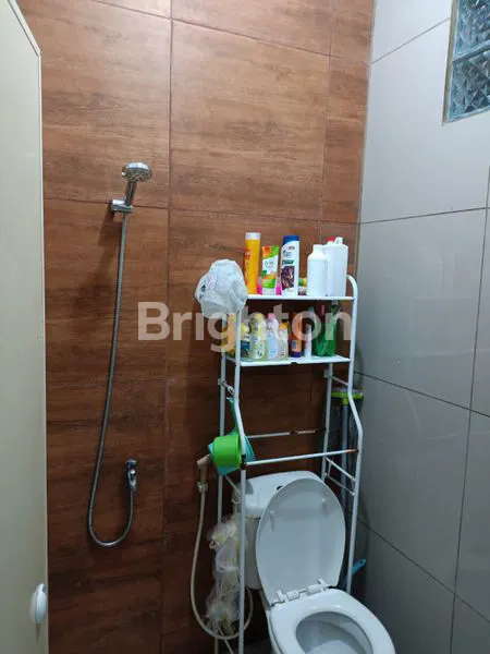 image RUMAH SIAP HUNI DEKAT POLSEK SUKMAJAYA DEPOK (8)