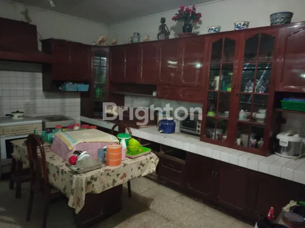 image RUMAH HITUNG TANAH COMMERCIAL AREA PUSAT KOTA SURABAYA JALAN PANGLIMA SUDIRMAN (8)