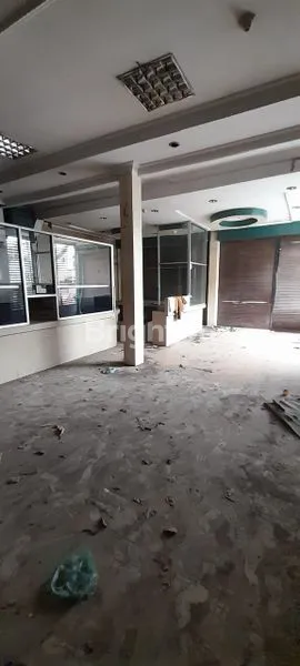image D JUAL RUKO 4 LANTAI BEKAS RESTAURANT DI NOL JALAN RAYA PUSAT KOTA MEDAN (5)