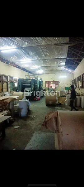 image GUDANG BESAR DI WARINGINREJO LEBAR DEPAN 24M (4)