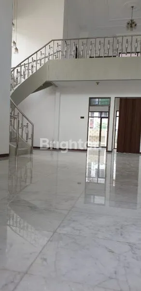 image RUMAH 2 LANTAI SIAP HUNI DHARMA HUSADA. DEKAT ITS GM GALAXY MALL KERTAJAYA MERR UNAIR UNIVERSITAS AIRLANGGA (1)