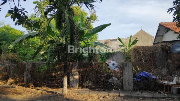 image ROW 3 MOBIL, JALAN PAVING (1)