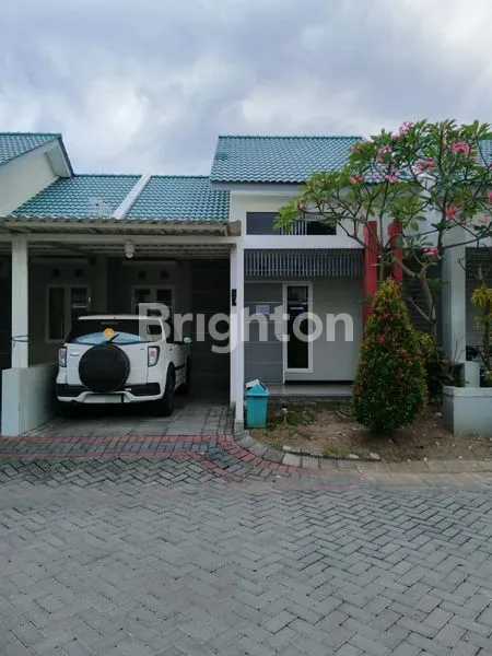 image RUMAH CANTIK SUKOLILO DIAN REGENCY 2 (1)
