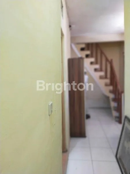 image RUMAH COCOK UNTUK KOST ATAU MESS PEGAWAI  12 KAMAR TIDUR DI MELONG ASIH CIMAHI (4)