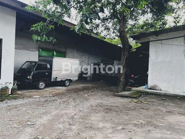 image DI SEWAKAN GUDANG + KANTOR + TOKO DI NOL JALAN RAYA PROPINSI DI KOTA JOMBANG (2)