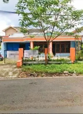 image RUMAH BESAR POROS JALAN AREA SAWOJAJAR 1 MALANG STRATEGIS PARKIR LUAS COCOK UTK USAHA & RUMAH TANGGA (1)