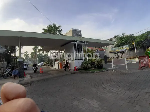 image RUMAH ASRI 2 LANTAI, DI PERUMAHAN BUMI ANGGREK BEKASI TIMUR (2)