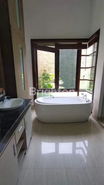 image VILLA WITH OCEAN VIEW LOCATED IN ULUWATU BALI (9)