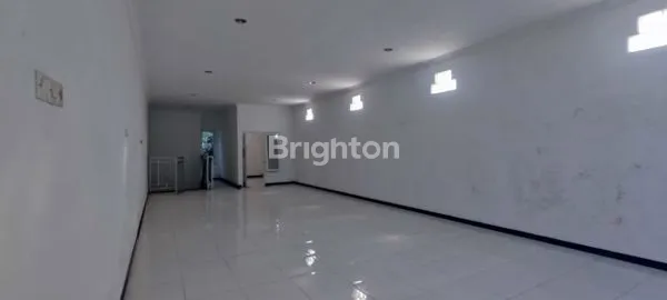 image RUKO TENGAH KOTA PARE (2)