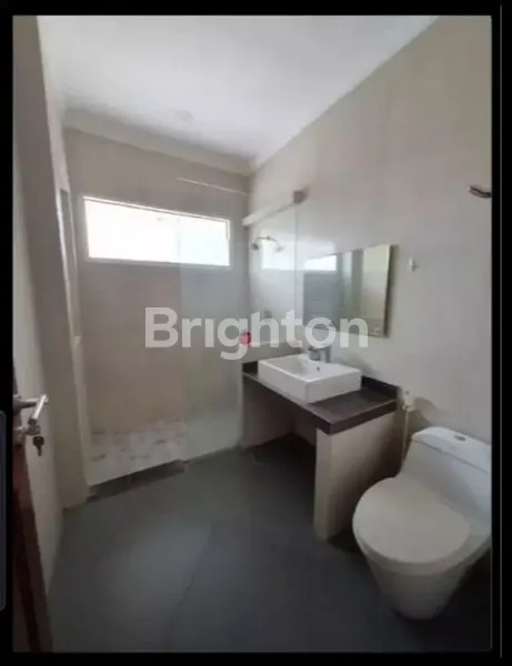 image RUMAH MINIMALIS  ROYAL RESIDENCE CLUSTER ADDINGTON FURNISED WIYUNG SURABAYA BARAT (6)