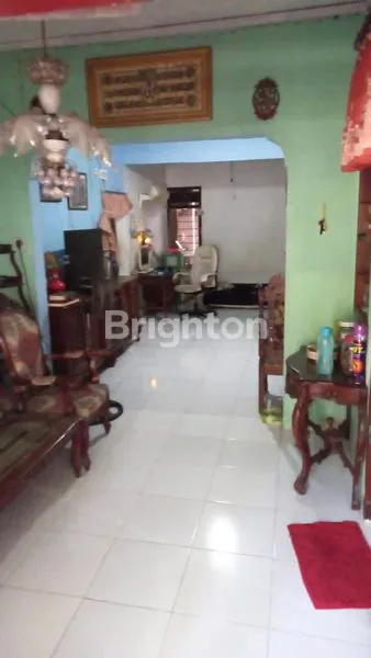 image RUMAH SIAP HUNI DI LAMONGAN INDAH DEKAT PLAZA LAMONGAN (2)