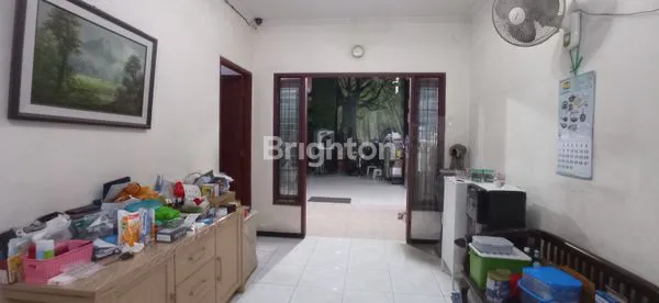 image RUMAH 2 LANTAI KLAMPIS, COCOK UNTUK GUDANG DAN KANTOR ROW JALAN LUAS (2)