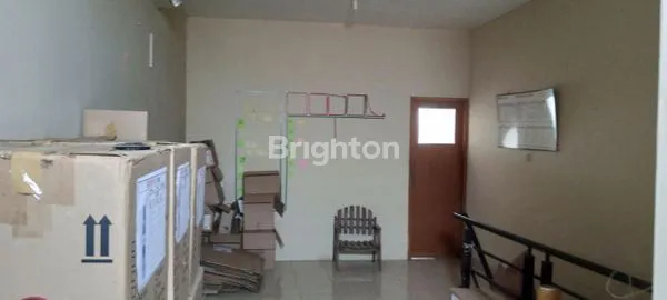 image RUKO 2LT PINGGIR JALAN RAYA DEKAT GEDUNG JEC (3)