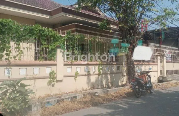 image RUMAH DISEWA DARMO PERMAI TIMUR 4 (1)
