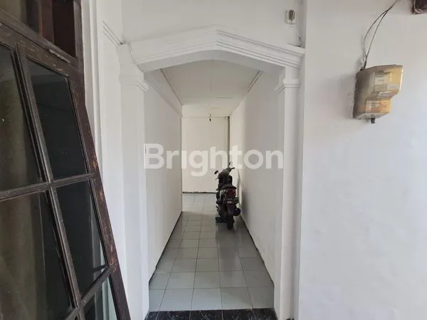 image RUMAH KOS 18 KAMAR HANYA SELANGKAH KE UNIBRAW SUHAT KOTA MALANG HARGA NEGO!! (4)