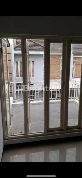 image RUMAH CLUSTER TENGAH KOTA!! HANYA 15 METER DARI DR RADJIMAN CLUSTER TERBATAS EKSKLUSIF (4)