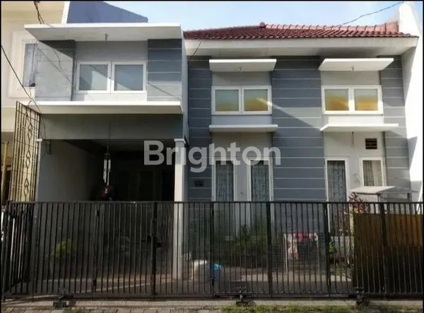 image SUTOREJO DUA LANTAI MINIMALIS, ROW JALAN LEBAR LOKASI STRATEGIS (1)