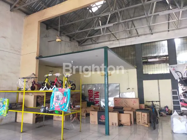 TOKO BAGUS,  LUAS DAN STRATEGIS DI SEMARANG TIMUR