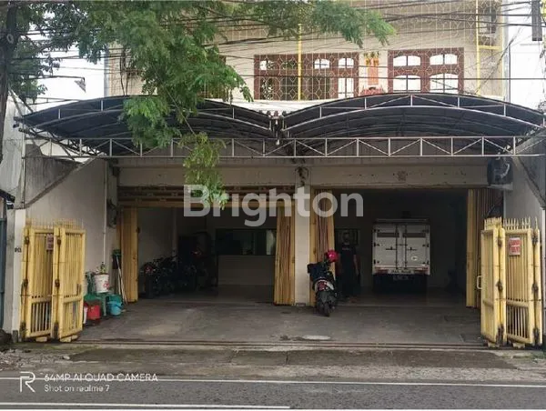 image RUMAH KOMERSIAL AREA RAYA KENJERAN, COCOK UNTUK TEMPAT USAHA FULL FURNISH (1)