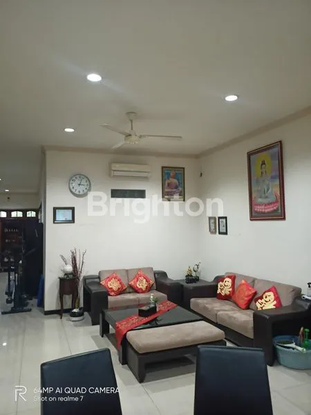 image RUMAH KOMERSIAL AREA RAYA KENJERAN, COCOK UNTUK TEMPAT USAHA FULL FURNISH (3)