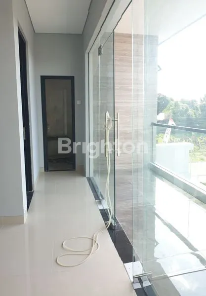 image HUNIAN ELIT DI COLOMADU., PESAN BANGUN,  CUMA 10 MENIT KE BANDARA ADISUMARMO SOLO (7)