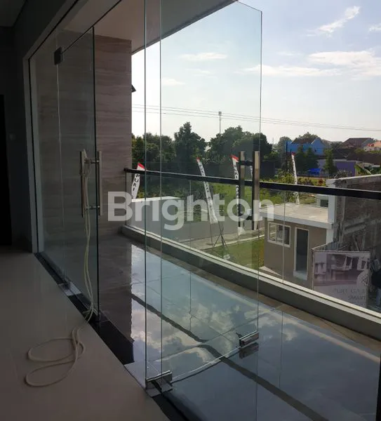 image HUNIAN ELIT DI COLOMADU., PESAN BANGUN,  CUMA 10 MENIT KE BANDARA ADISUMARMO SOLO (6)