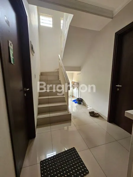 image RUMAH KOST PIAZAA MOZIA BSD BANGUNAN 3 LANTAI, TANGERANG SELATAN (4)